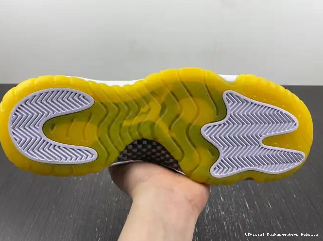 Official Maikesneakers AH7860-107 11 Yellow WMNS Jordan Low Air Snakeskin 0526